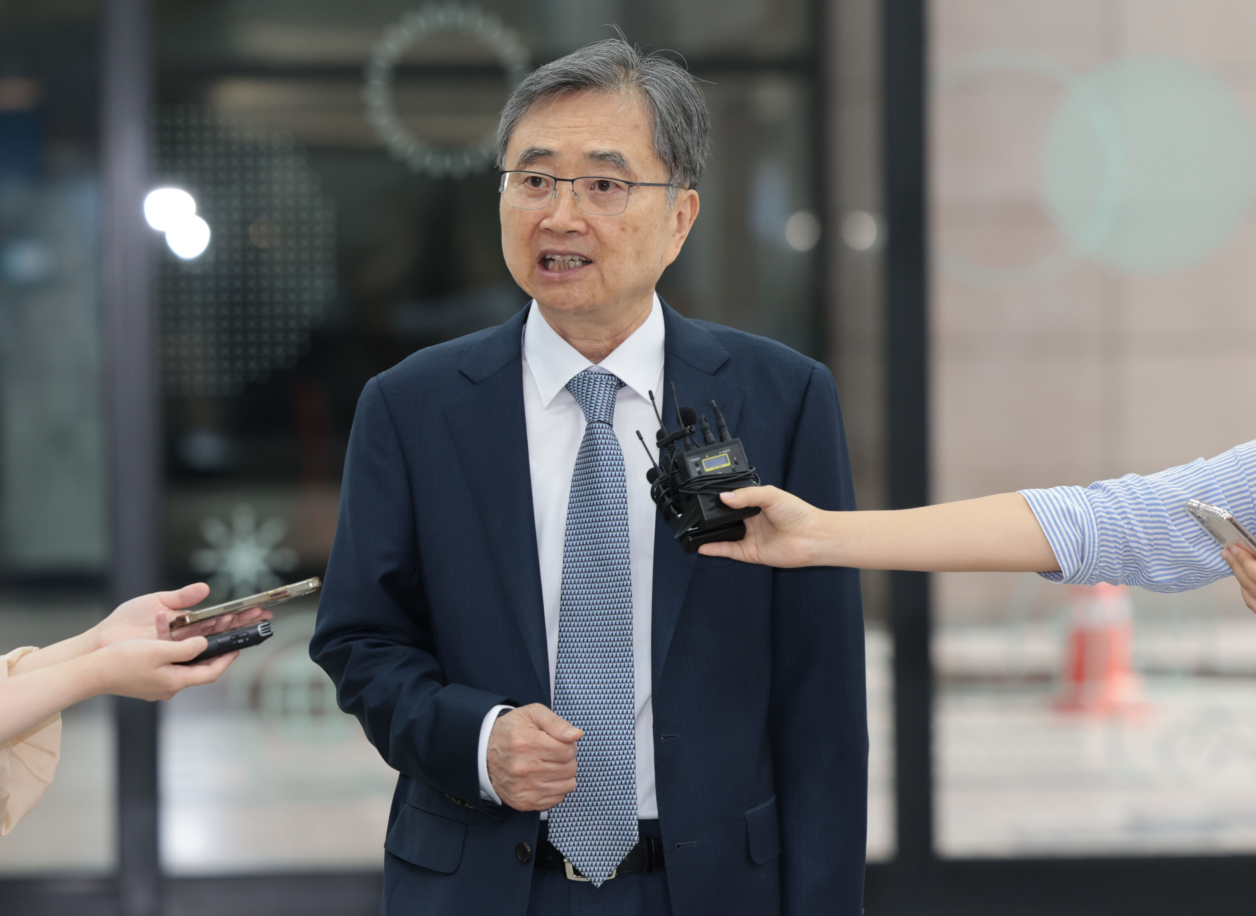 “43년간 불법 없었다”지만…‘부동산 의혹’ 암초 만난 외교장관 후보자