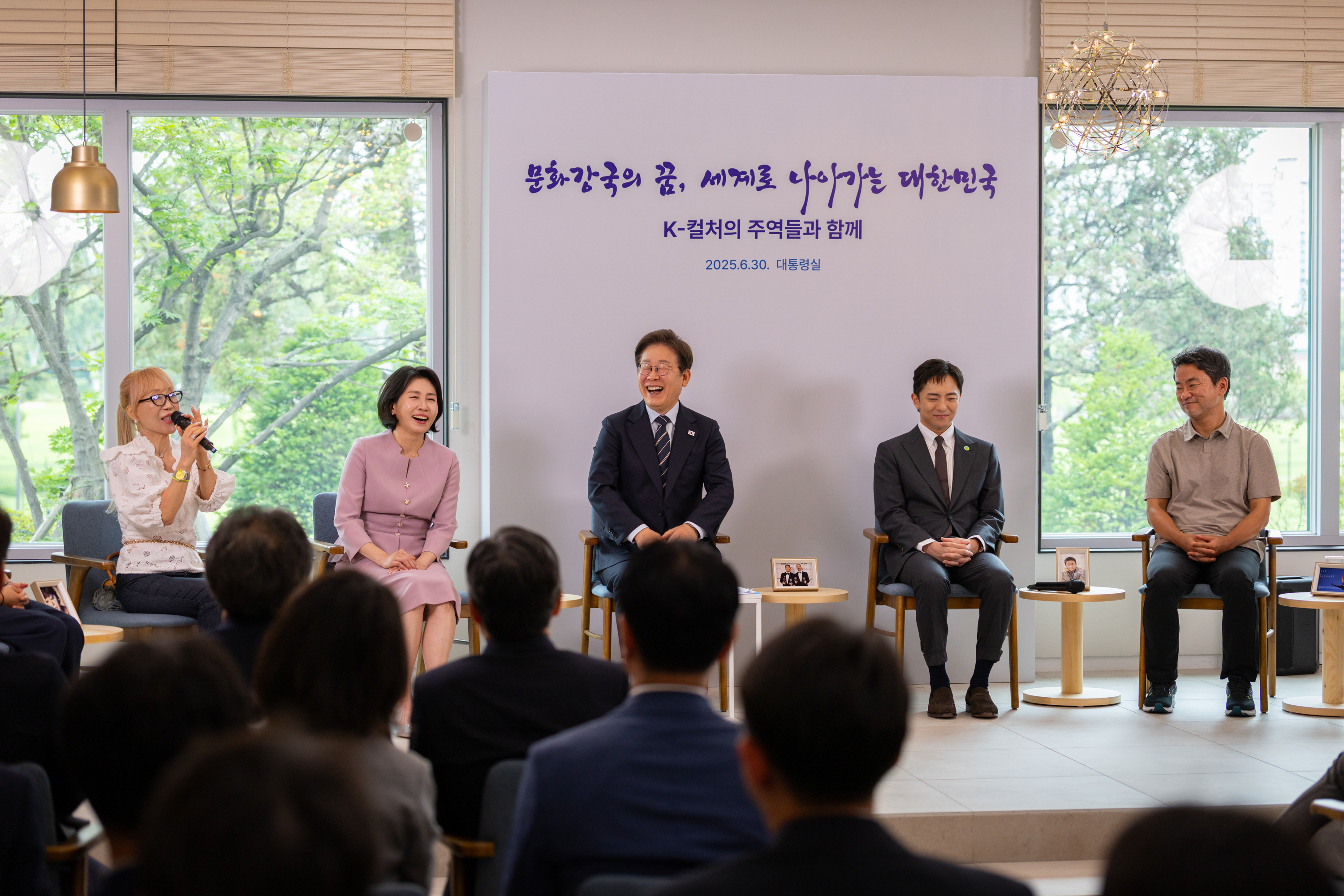 ‘문화예술인 기본소득’ 도입될까?