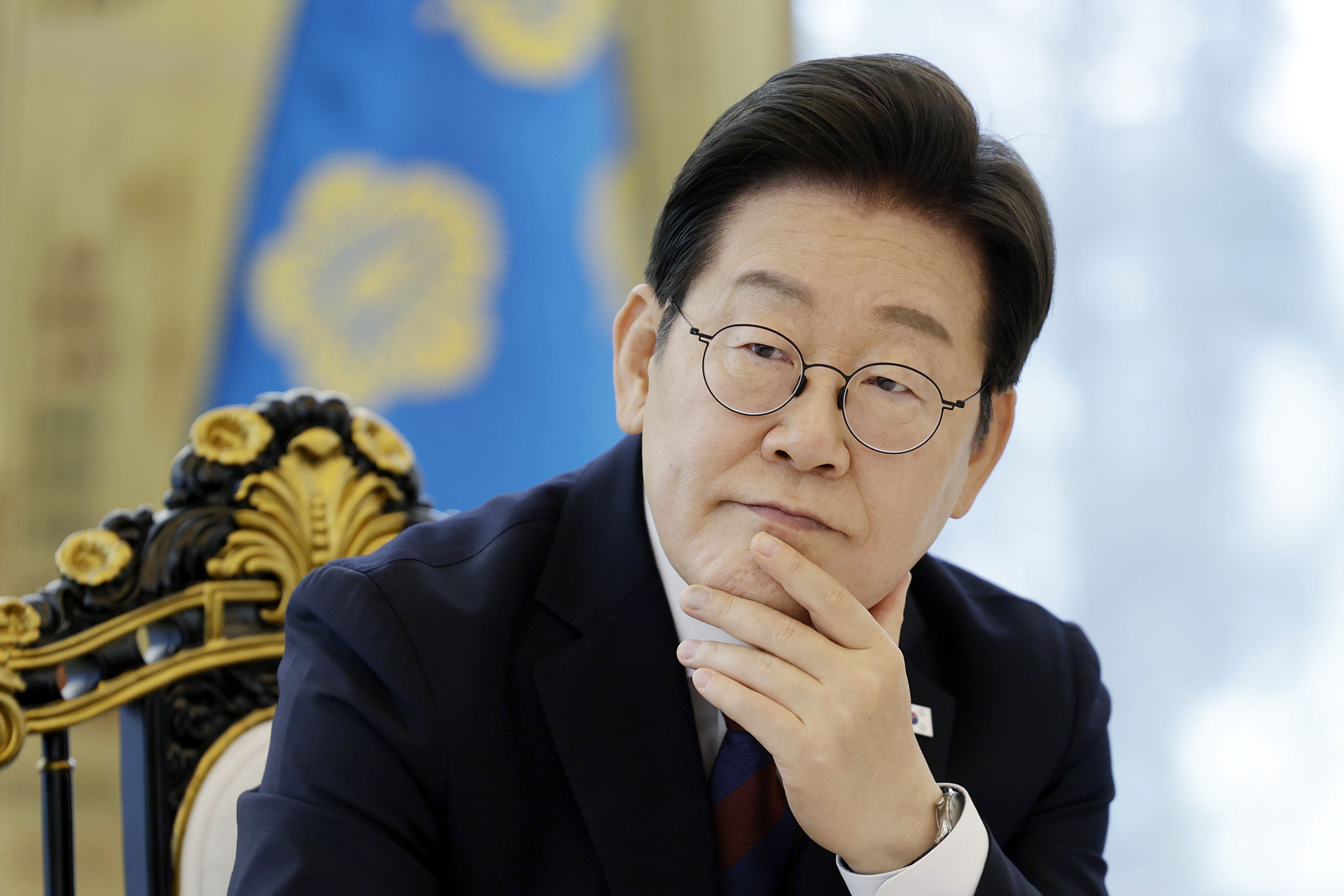 “방송 3법에 평소 내 생각 잘 담겨”…이 대통령, 與상임위원장단과 관저 만찬