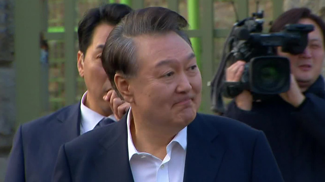 경찰, 윤 비화폰 서버 기록 확보…“포렌식 복구”