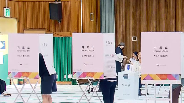 본투표 ‘순조’…이시각 광주 <br>투표소