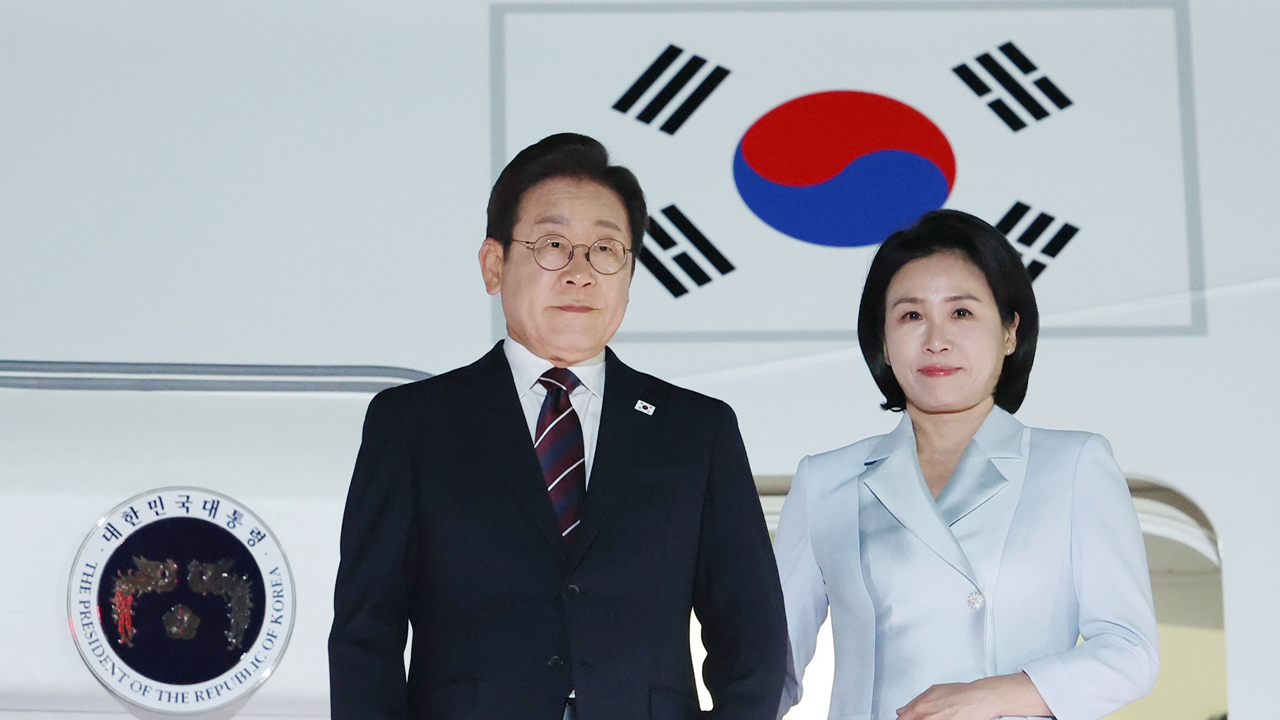 첫 해외 방문 마치고 귀국길…<br>“정상 외교 복원·실용외교 첫걸음”