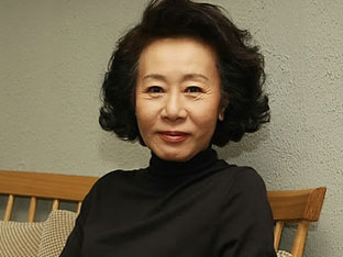 스크린서 맹활약하는 50-60대 여배우들