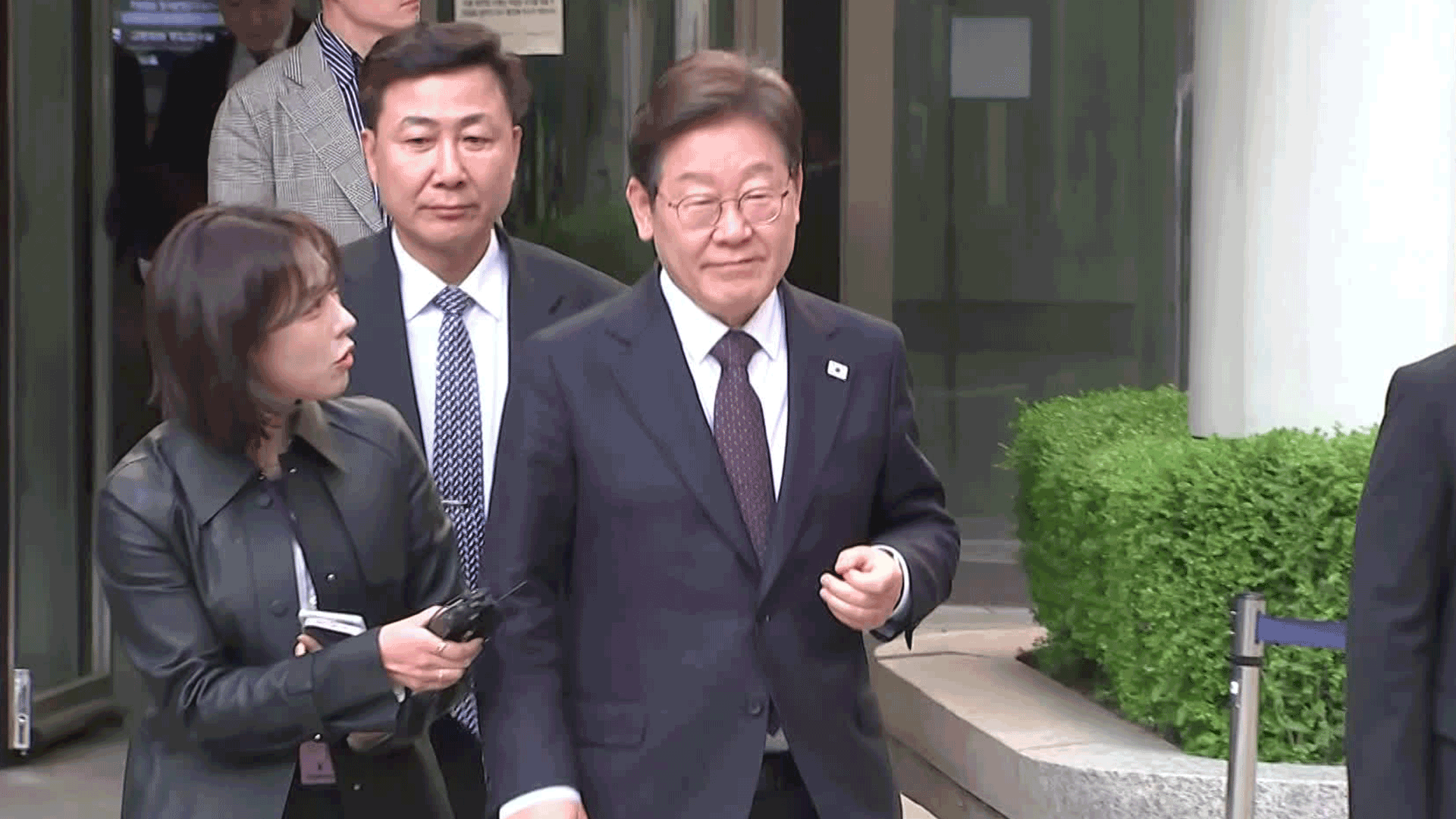 이재명 파기환송심 ‘대선 뒤’ 첫 재판…<br>“선거운동 기회 보장”
