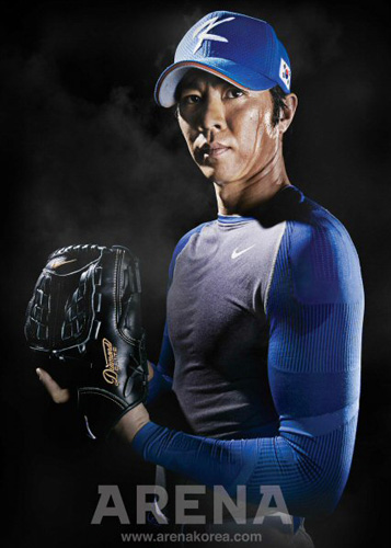 아레나가 공개한 2009 WBC 야구대표팀 4인방 화보 중 임창용. 