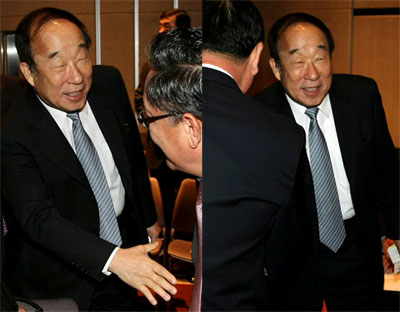 신임 박용성 대한체육회장 19일 오후 서울 광장동 쉐라톤그랜드워커힐호텔에서 대의원들과 인사하고 있다. 