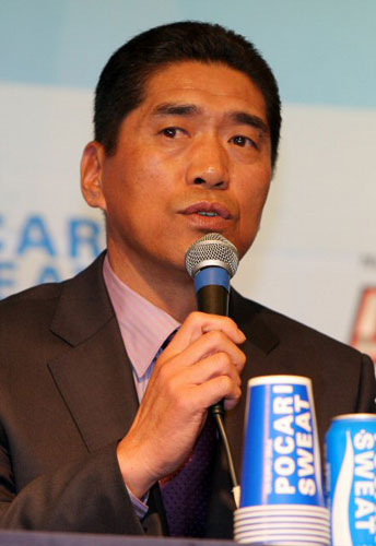  30일 오후 서울 양재동 교육문화회관에서 열린 2009 프로야구 미디어데이에서 KIA 조범현 감독이 포부를 밝히고 있다. 