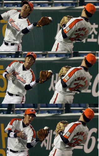 7일 대전 한밭야구장에서 열린 2009 프로야구 한화 이글스-히어로즈 경기, 한화 한윤섭이 8회초 브룸바의 파울 타구를 가까스로 잡고 있다. 