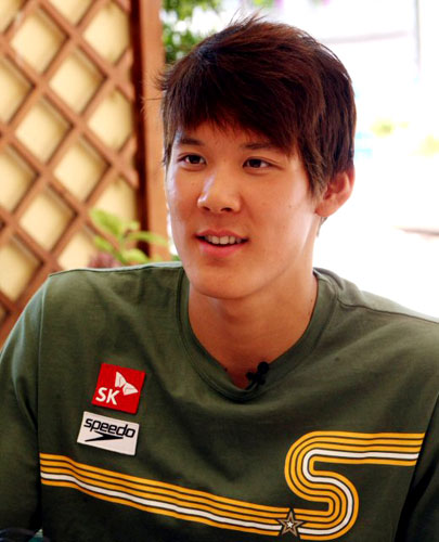 2009로마 세계수영선수권대회에 출전한 마린보이 박태환이 남자 자유형 1,500m예선 경기를 하루 앞둔 31일 오후(현지시각) 로마 시내 한 호텔에서 기자들과 인터뷰를 하고 있다. 
