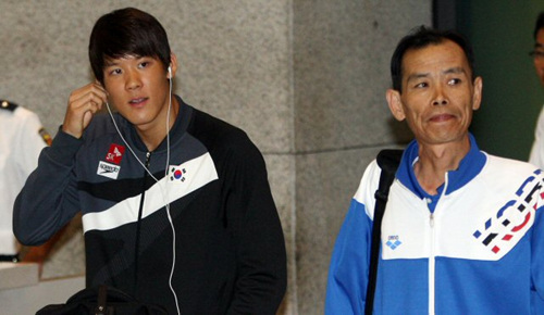 2009 로마 세계수영선수권대회에 출전했던 박태환이 노민상 감독을 비롯한 경영 대표팀 선수단과 6일 인천공항을 통해 귀국했다. 박태환은 이번 대회에서 남자 자유형 200ｍ와 400ｍ, 그리고 1,500ｍ 등 세 종목에 출전했지만 모두 결승 진출에 실패했다.
 
