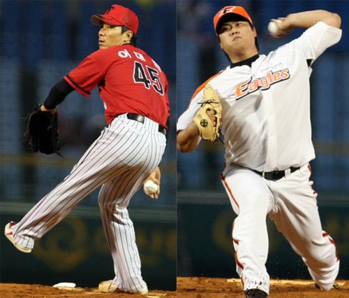 11일 대전 한밭야구장에서 열린 2009 프로야구 한화 이글스-기아 타이거즈 경기, 기아 선발 투수 이대진(왼쪽)과 한화 선발 투수 류현진이 역투하고 있다. 