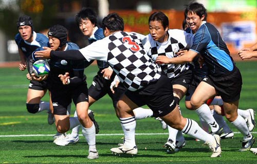  20일 대전동아공업고등학교에서 열린 제90회 전국체육대회 럭비, 강원도(한국전력)와 부산(부산대) 대표 선수들이 볼다툼을 하고 있다. 